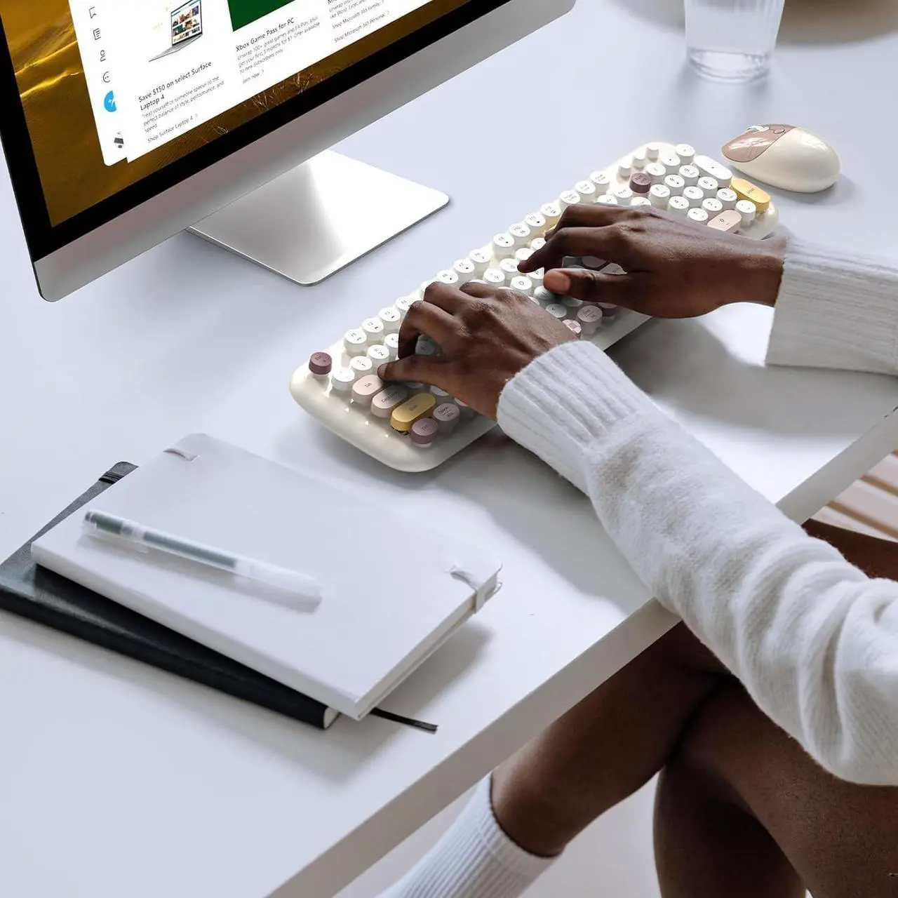 SaharaCase Wireless Keyboard and Mouse Combo - Thumbnail 3