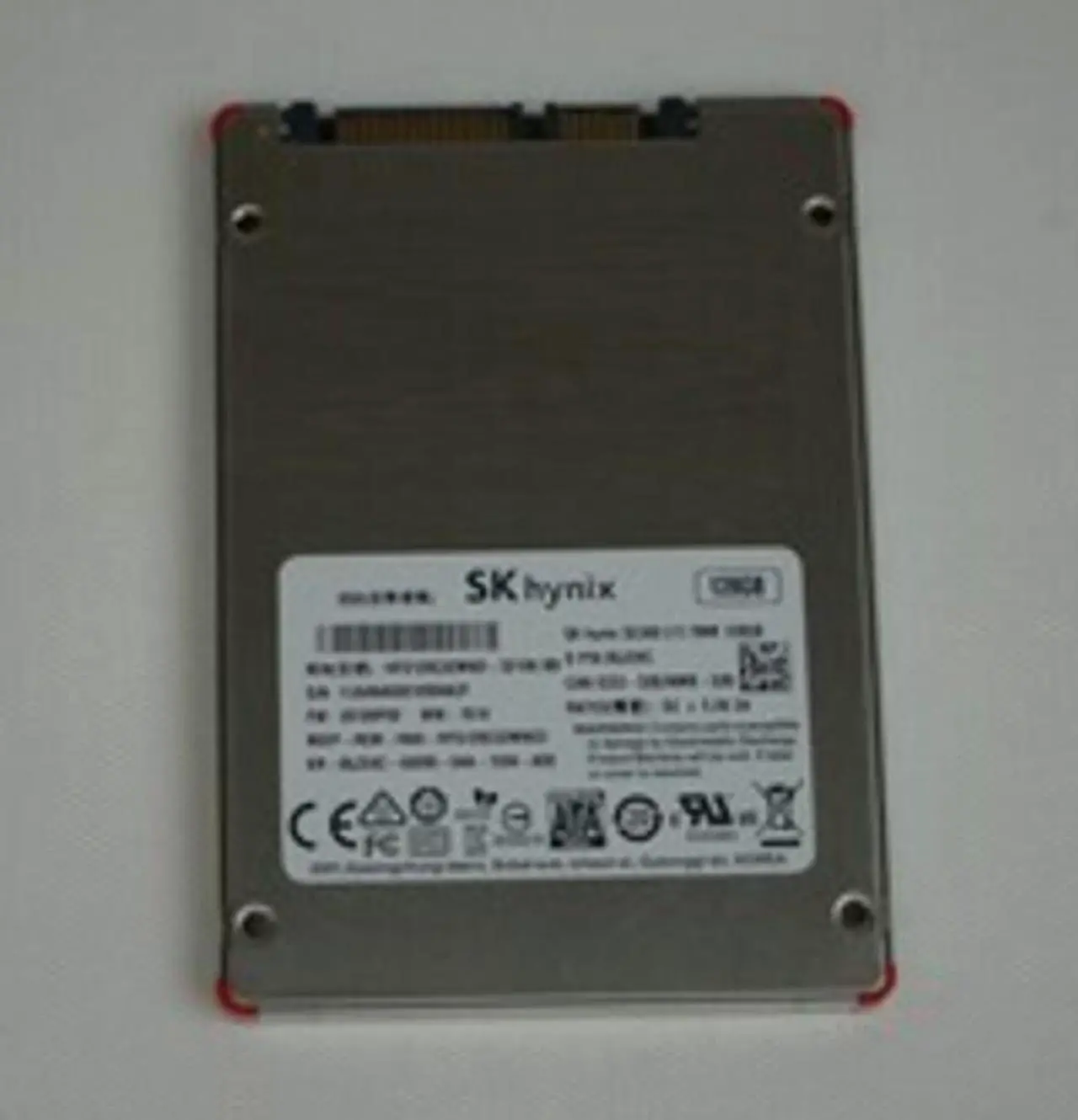 Main image of Dell 6JDXC 128 GB 2.5 Inches Internal Solid State Drive for Alienware Area-51 R2 - 6 Gbps - SATA - SK Hynix SC300 Series - HFS128G32MND-3210A