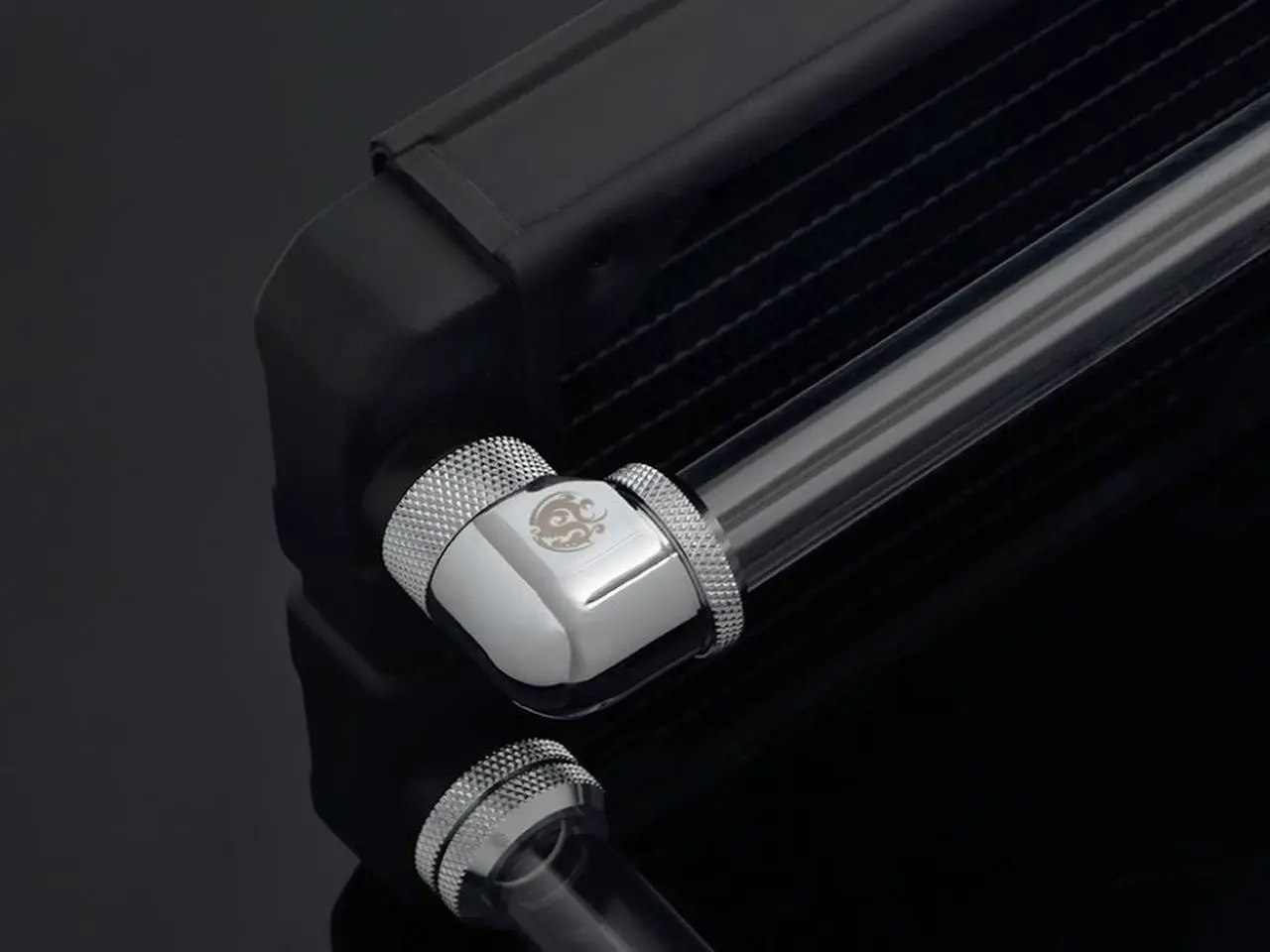 Alt view image 3 of 3 - Bitspower Silver Shining Enhance Rotary G1/4" 90-Degree Multi-Link Adapter For OD 16MM (2PCS)