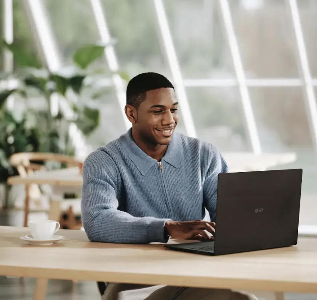 Alt view image 7 of 7 - LG gram AI Powered Laptop 17.0" Touchscreen LCD WQXGA Display (Intel Ultra 7-258V, 32GB LPDDR5X, 4TB PCIe SSD, Intel Arc, Backlit KB, Fingerprint, 2 Thunderbolt 4, WiFi 7, Webcam, Win 11 Home)