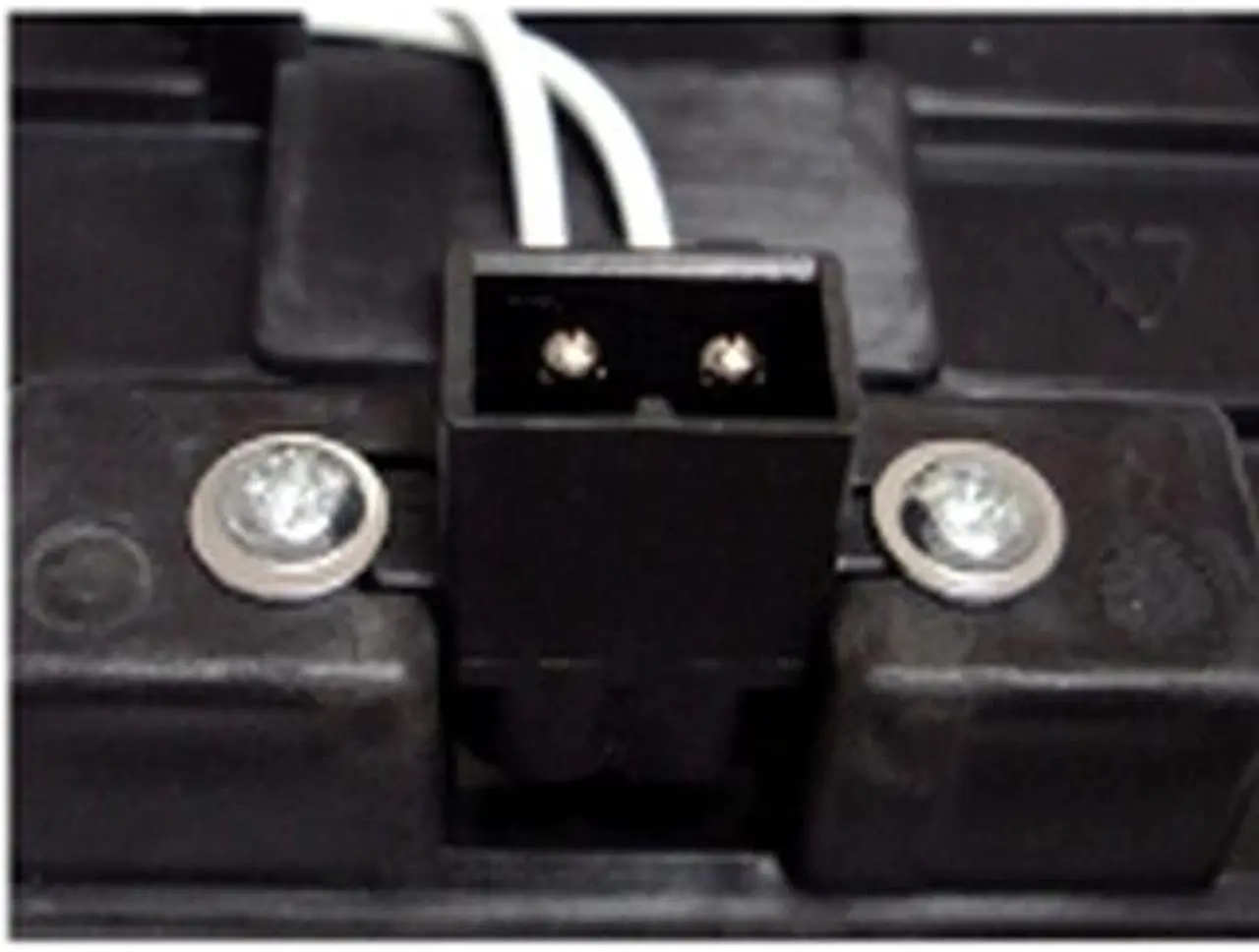 Alt view image 2 of 3 - SmartBoard 680ix  Genuine Compatible Replacement Projector Lamp . Includes New P-VIP 230W Bulb and Housing