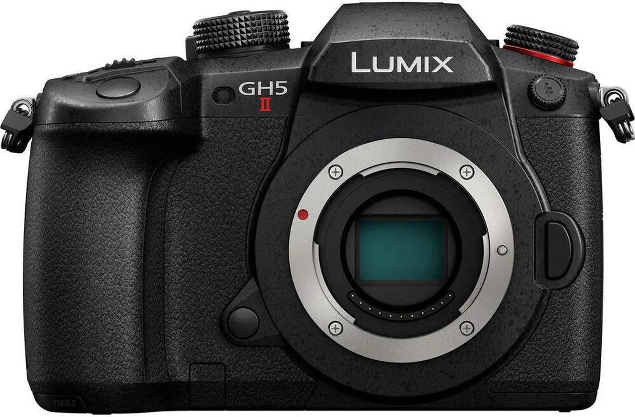 Alt view image 2 of 4 - Panasonic Lumix GH5 II Mirrorless Camera (DC-GH5M2BODY) Bundle