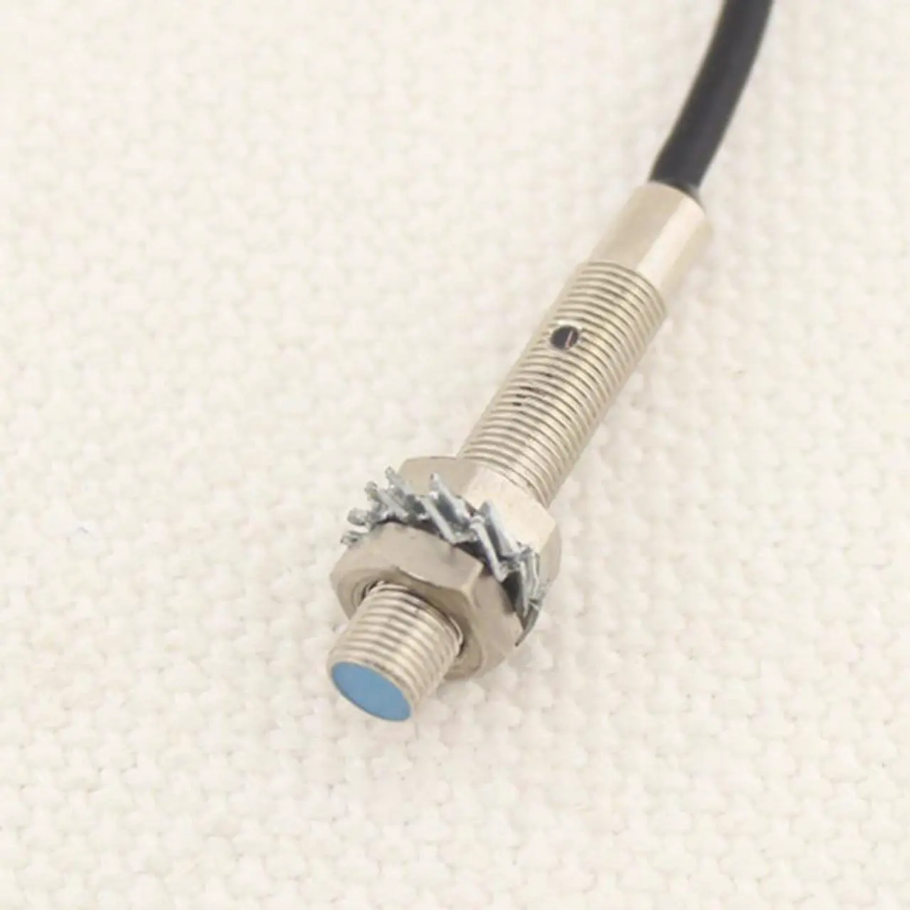 Main image of M5 1mm Cylinder Inductive Proximity Sensor Switch LJ5A3-1-Z/BX/AX/BY/AY/EX 3/2-wire PNP/NPN NO NC DC6~36V(LJ5A3  1  Z  AY)