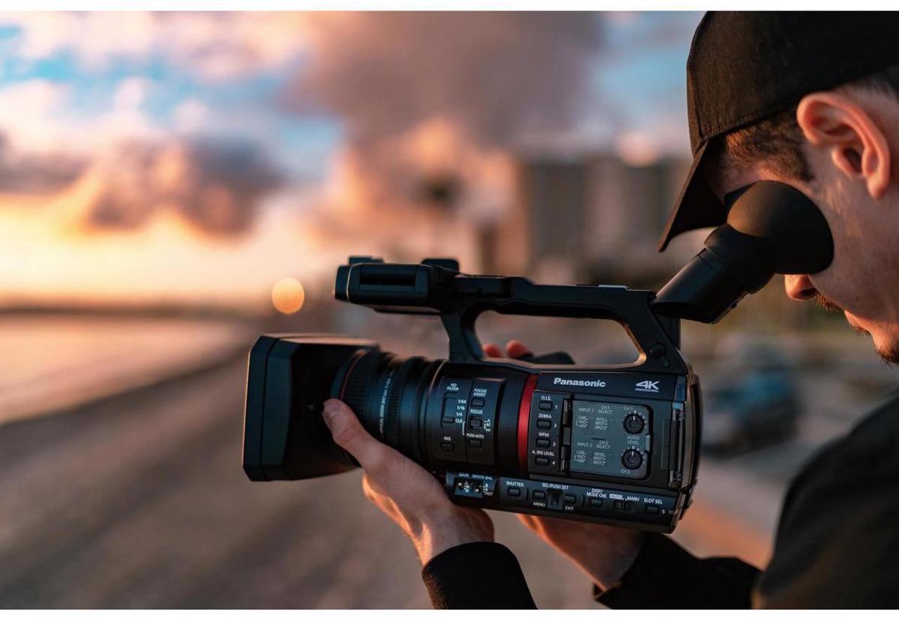Alt view image 18 of 20 - Panasonic AG-CX350 4K Camcorder