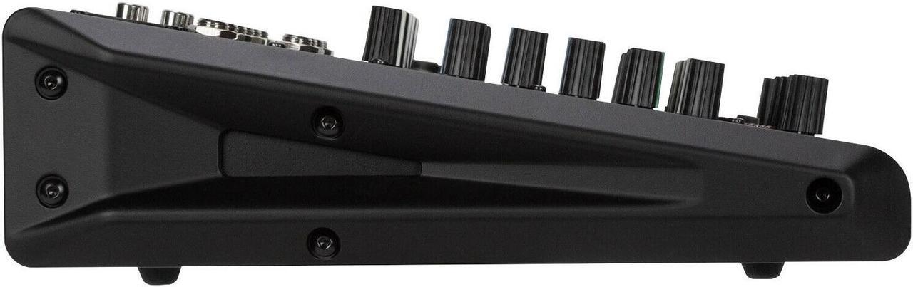 Alt view image 10 of 20 - 6 Channel Mixer w/ FX By RCF