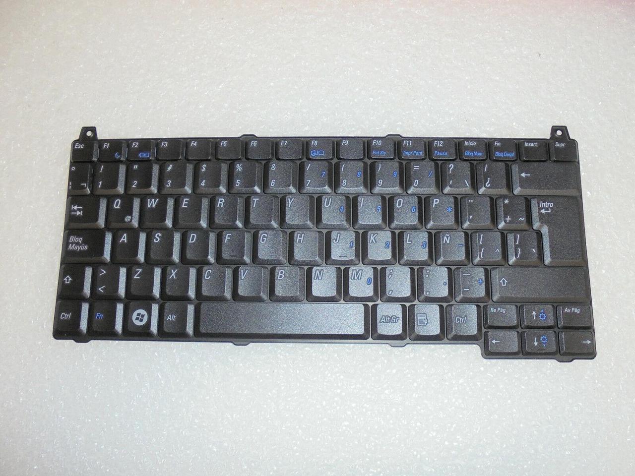 Alt view image 3 of 4 - New Spanish Dell OEM Vostro 1510 1310 2510 Keyboard Y883J