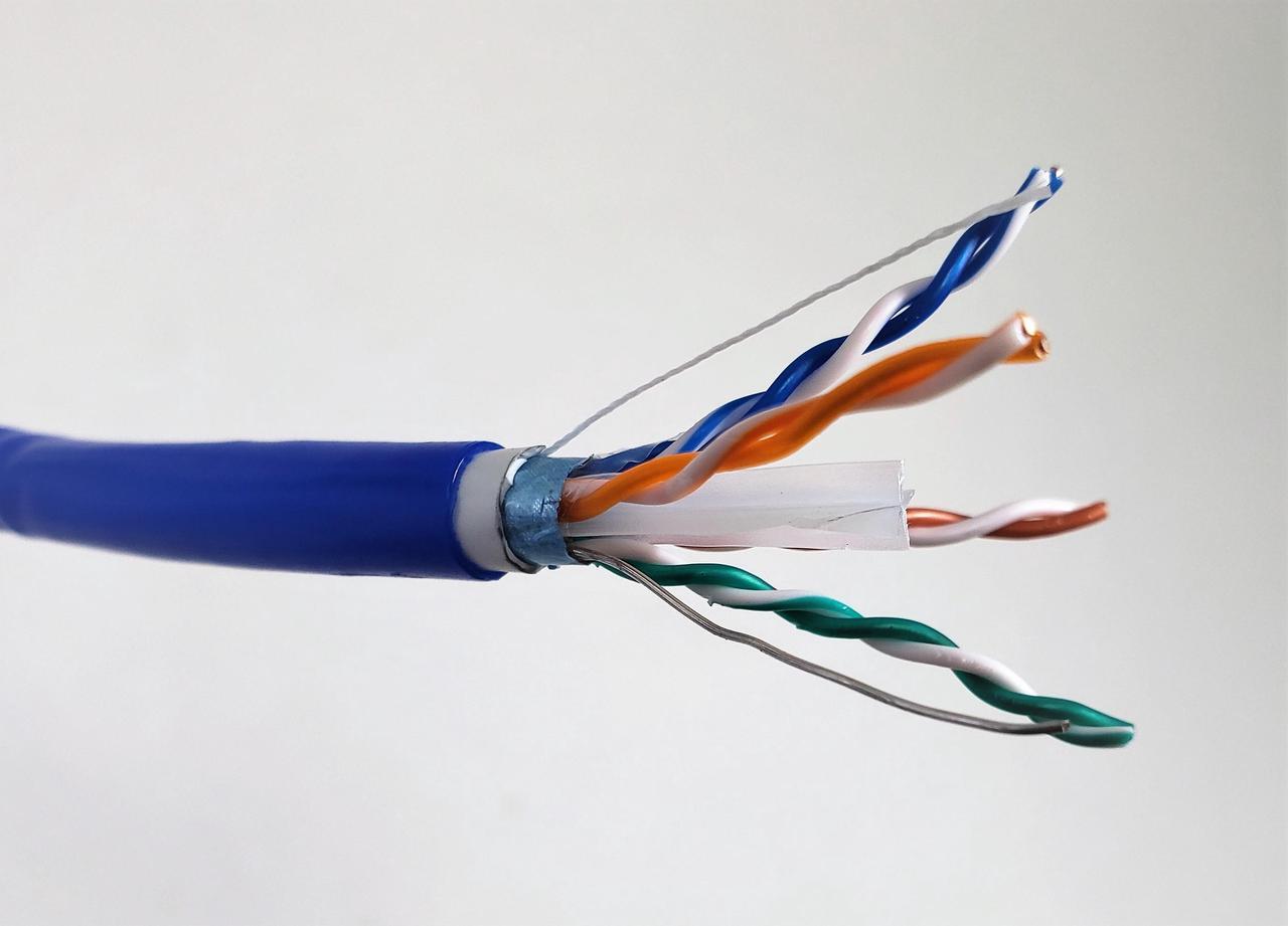 Main image of Micro Connectors 1000 Feet Solid Shielded (STP) CAT6 Outdoor, UV Resistant Bulk Ethernet (23AWG) Cable - Blue (TR4-560BL-OUT)