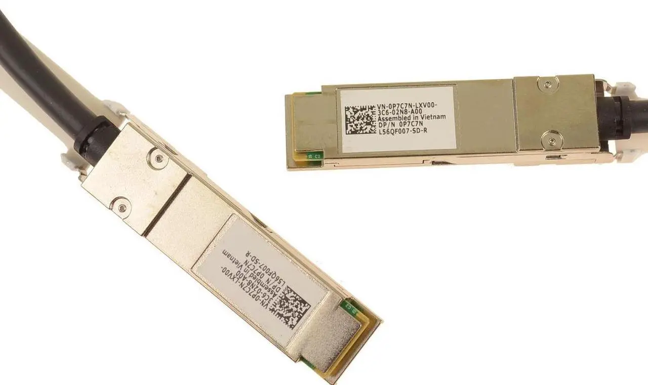 Alt view image 4 of 8 - Dell P7C7N 0P7C7N Dell QSFP28 to QSFP28 DAC Extension Cable - 100 GB/s - 3.28 Feet - Black