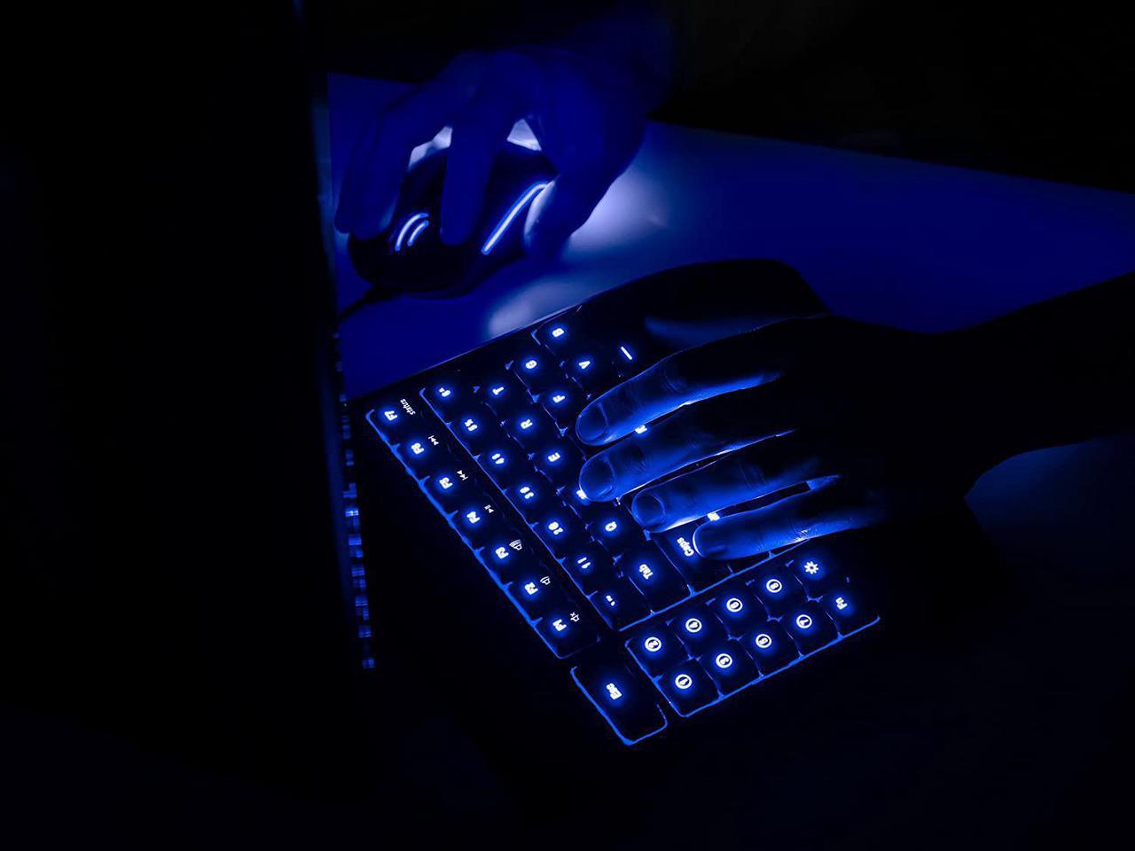 Alt view image 4 of 6 - KINESIS AC910 Lift Kit Tenting Accessory for The Freestyle Edge Split Gaming Keyboard