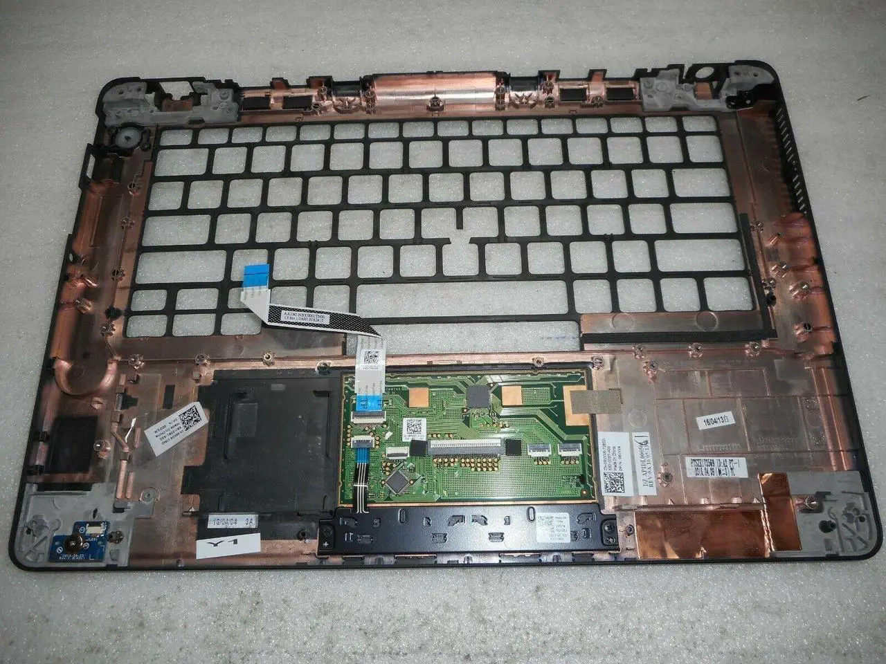 Alt view image 5 of 7 - Genuine Dell Latitude E7470 Palmrest Touchpad  9VXX8  AP1DL000501 , HUF06