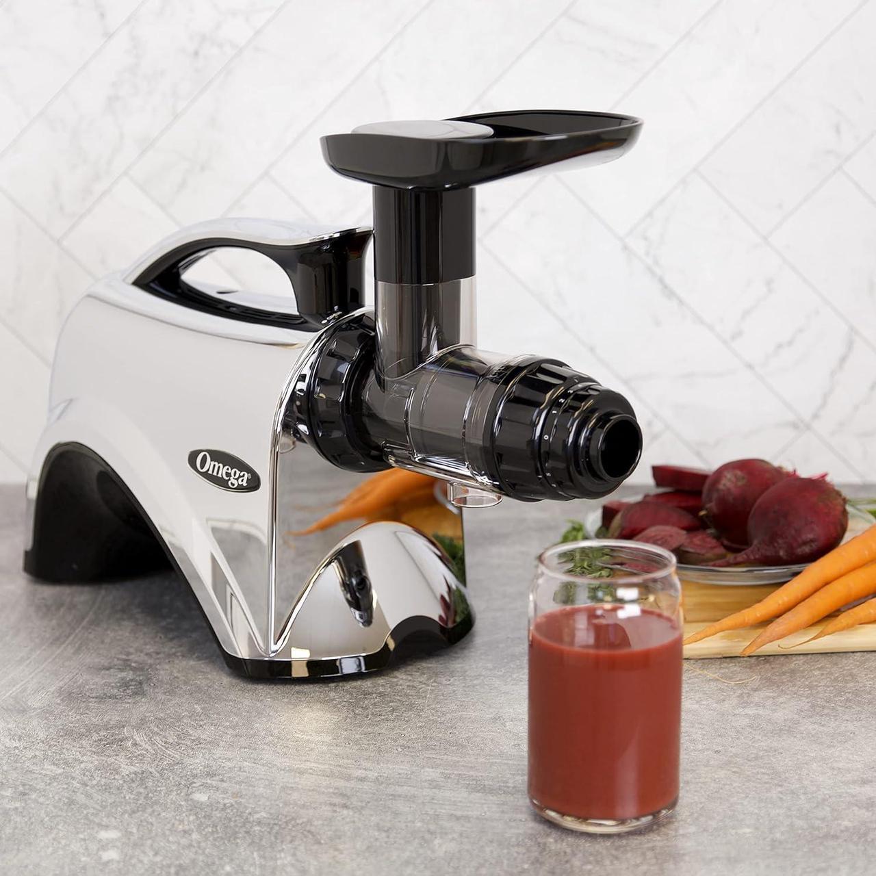 Alt view image 4 of 4 - Omega NC900HDC Cold Press Juicer Machine Vegetable Extractor - Metallic