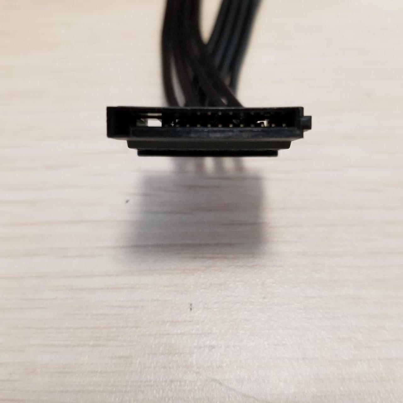 Alt view image 3 of 3 - 4Pin IDE Molex to 5-Port 15Pin SATA Power Cable Cord Lead 18AWG Wire For Hard Drive HDD SSD PC Server DIY Black