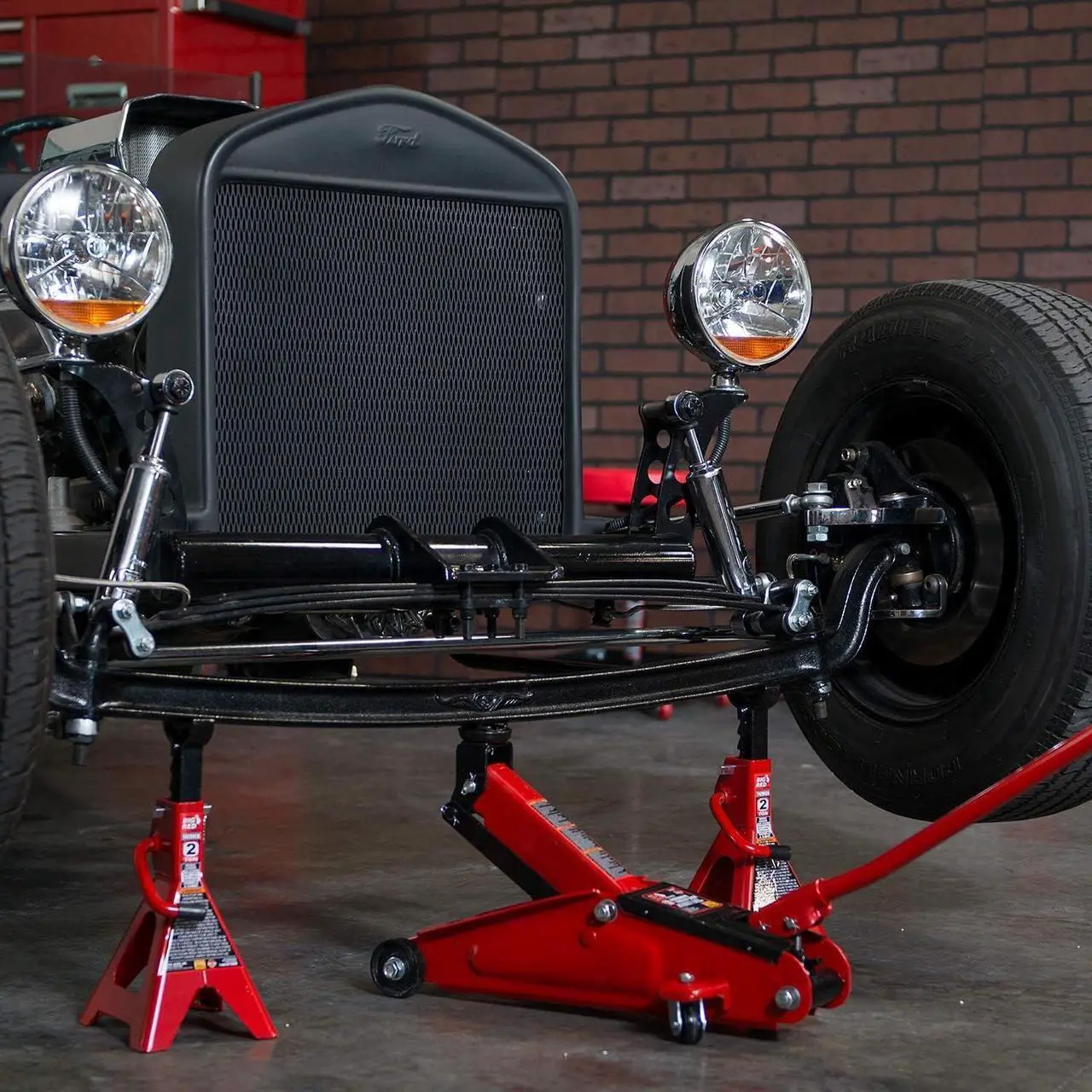 Alt view image 6 of 6 - Torin Hydraulic Trolley Floor Jack Combo with 2 Jack Stands, 2 Ton Capacity (T82001)