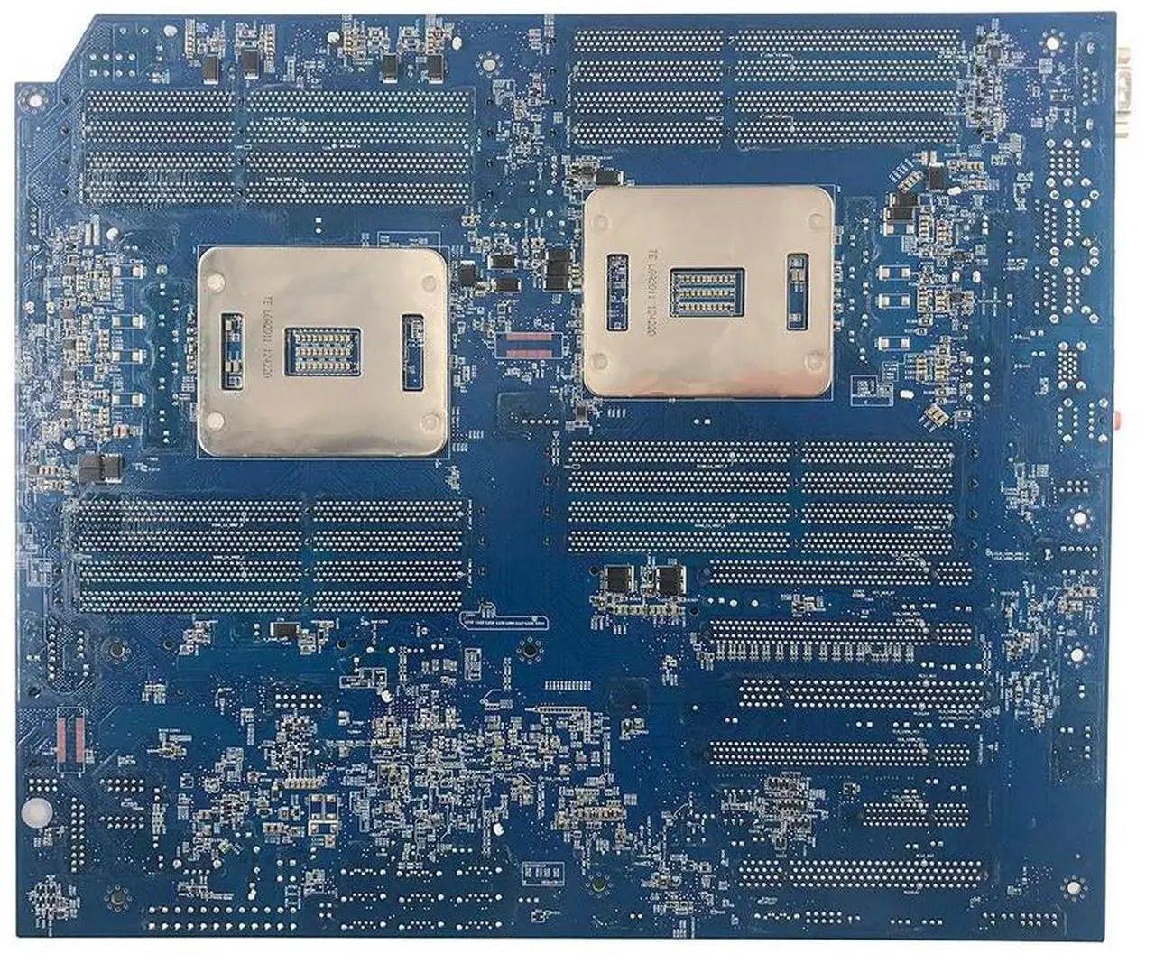 Alt view image 2 of 4 - For Thinkstation D30 Workstation PC Motherboard X79 C602 03T6735 03T6732 Mainboard Hot