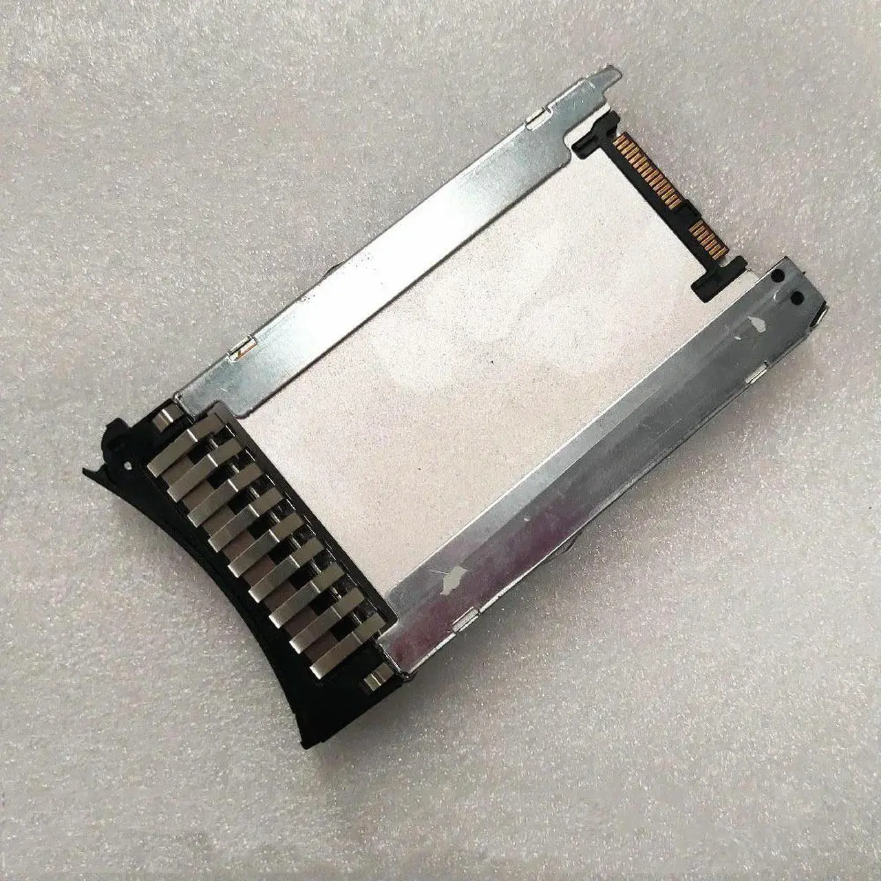 Alt view image 6 of 7 - For System X M4 49Y6130 49Y6133 SAS Server Solid State Disk 200GB 2.5 Inch