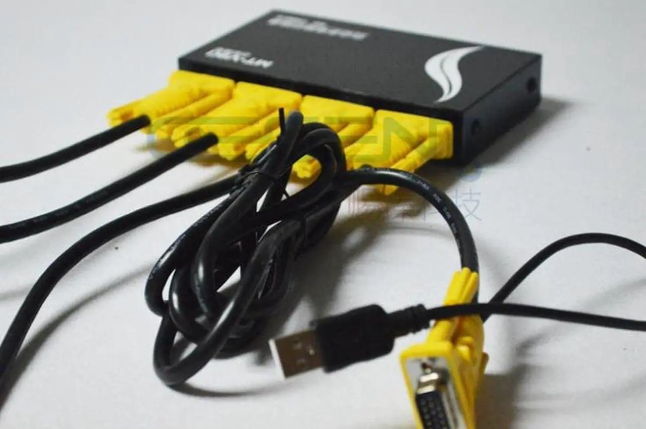 Alt view image 4 of 6 - Ennovor MT-471UK-L 4-Port USB PS/2 KVM Auto Switcher Button or Key to Switch PC with Cables