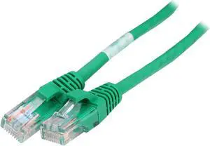 C2G 15201 Cat5e Cable - Snagless Unshielded Ethernet Network Patch Cable, Green (10 Feet, 3.04 Meters)