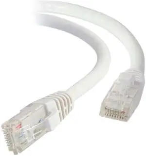 C2G 00484 Cat5e Cable - Snagless Unshielded Ethernet Network Patch Cable, White (6 Feet, 1.82 Meters)