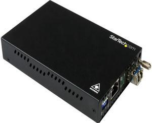StarTech.com Gigabit Ethernet Copper-to-Fiber Media Converter - SM LC - 20 km - Ethernet Media Converter - GbE Converter