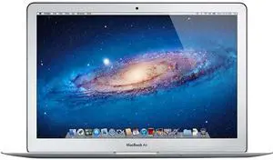 Apple A Grade Laptop MacBook Air 1.30GHz 4GB Memory 128 GB SSD Intel HD Graphics 5000 13.3" Non-Touch Screen macOS 10.13 High Sierra MD760LL/B-Refurb A