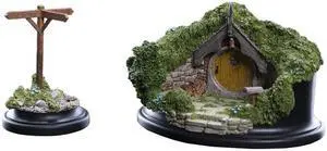 Hobbit Hole - 5 Hill Lane