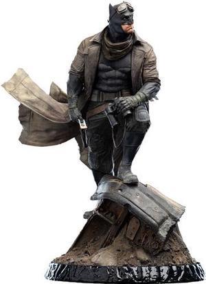 Justice League - Batman - 1:4 Scale Statue