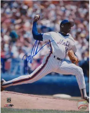 Athlon CTBL-d17774 Dwight Gooden Signed New York Mets Photo - MLB Hologram - 16 x 20