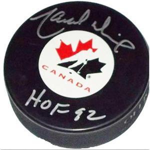 Marcel Dionne signed Team Canada Hockey Puck HOF 92