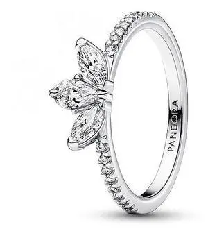Pandora Sparkling Herbarium Cluster Ring
