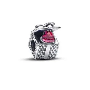 Pandora Moments Sparkling Gift Box Charm Pandora Moments Sparkling Gift Box Charm