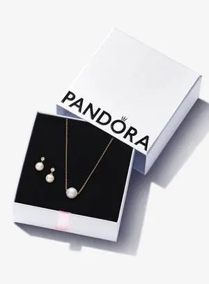 Pandora Gift Set Gold Plated Pearl Set Pandora Gift Set Gold Plated Pearl Set
