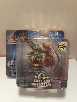 DC Comics Justice League Green Arrow Bust Paperweight Figure Comic Con Exclusive