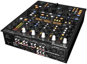 Behringer DDM4000 DJ Mixer