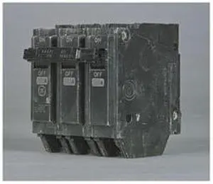 GE THHQL32100 Miniature Circuit Breaker, THHQL Series, 100A, 3 Pole, 240V AC,