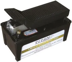 AME International 2.5 Qt. Air Hydraulic Pump w/Aluminum Reservoir, 3,900 PSI 15907