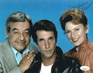 Marion Ross signed Happy Days 8x10 Photo w/ Tom Bosley & Henry Winkler- JSA Hologram #DD39310