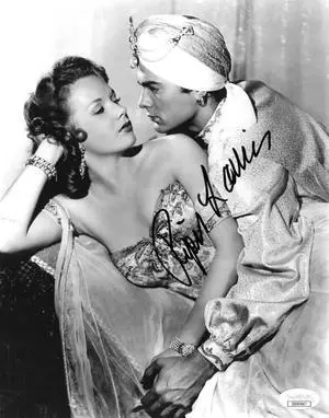 Piper Laurie signed 1952 Son of Ali Baba Vintage B&W 8x10 Photo- JSA Hologram #DD90947 (w/ Tony Curtis)