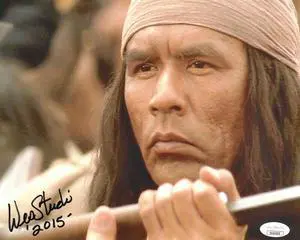 Wes Studi signed Geronimo Vintage 8x10 Photo 2015- JSA #EE63202 (Last of the Mohicans)