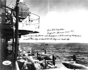 David Thatcher signed WWII Doolittle Raiders Vintage B&W 8x10 Photo- JSA #JJ96462- Engineer- Gunner Crew #7