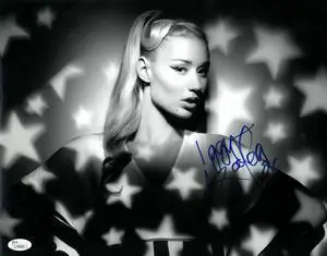 Iggy Azalea signed B&W 11x14 Photo- JSA #L79905