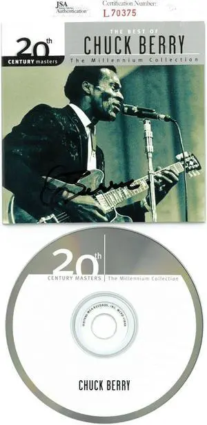 Chuck Berry signed 1999 The Best of Chuck Berry Album Cover w/ CD & Case- JSA #L70375 (The Mellennium Collection)
