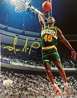 Shawn Kemp signed Seattle SuperSonics NBA 8X10 Photo JSA Witnessed 1990 AllStar Game Gatorade Slam Dunk Contest