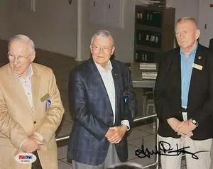 Gene/Eugene Kranz signed Apollo 11/13 NASA Flight Director 8x10 Photo- PSA #AE34843