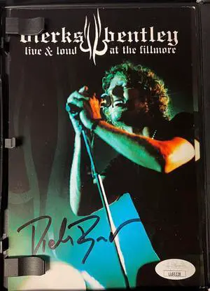 Dierks Bentley signed 2007 Live & Loud At The Fillmore Booklet/DVD/Case- JSA #LL60228