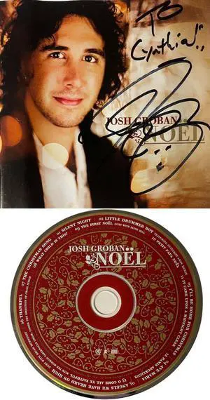 Josh Groban signed 2007 NOEL Reprise Records Album Cover Booklet , CD,  To Cynthia – COA