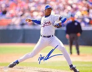 Dwight/Doc Gooden signed New York Mets 8x10 Photo- AWM Hologram