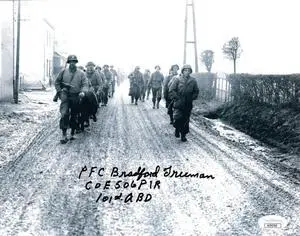 Bradford Freeman signed WWII Band of Brothers Vintage B&W 8x10 Photo- JSA #AC92763- E Company 506 PIR- 101st ABD