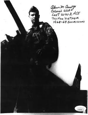 Col. Abner Aust signed Vintage B&W 8x10 Photo- JSA #AC92719- Colonel USAF/Last WW2 Ace/Tuy Vietnam/1968-69/300 Missions