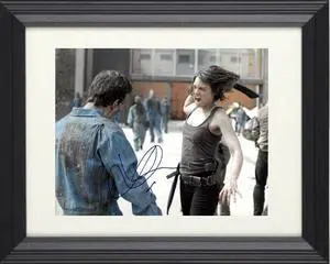 Lauren Cohan signed The Walking Dead Maggie Greene Rhee 8x10 Photo Custom Framing- COA