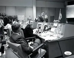 Chris/Christopher Kraft signed Gemini 6 Flight Director 8x10 Photo- JSA #SS17690 (Apollo 13/Mercury)
